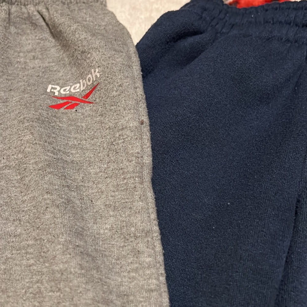 Boy’s Reebok Set size 4T - Picture 4 of 9